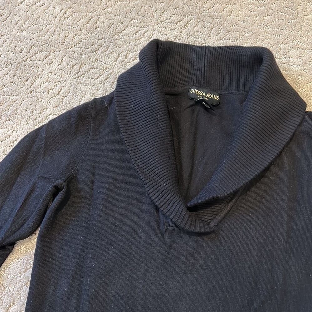 Guess Sweater - Picture 2 of 4